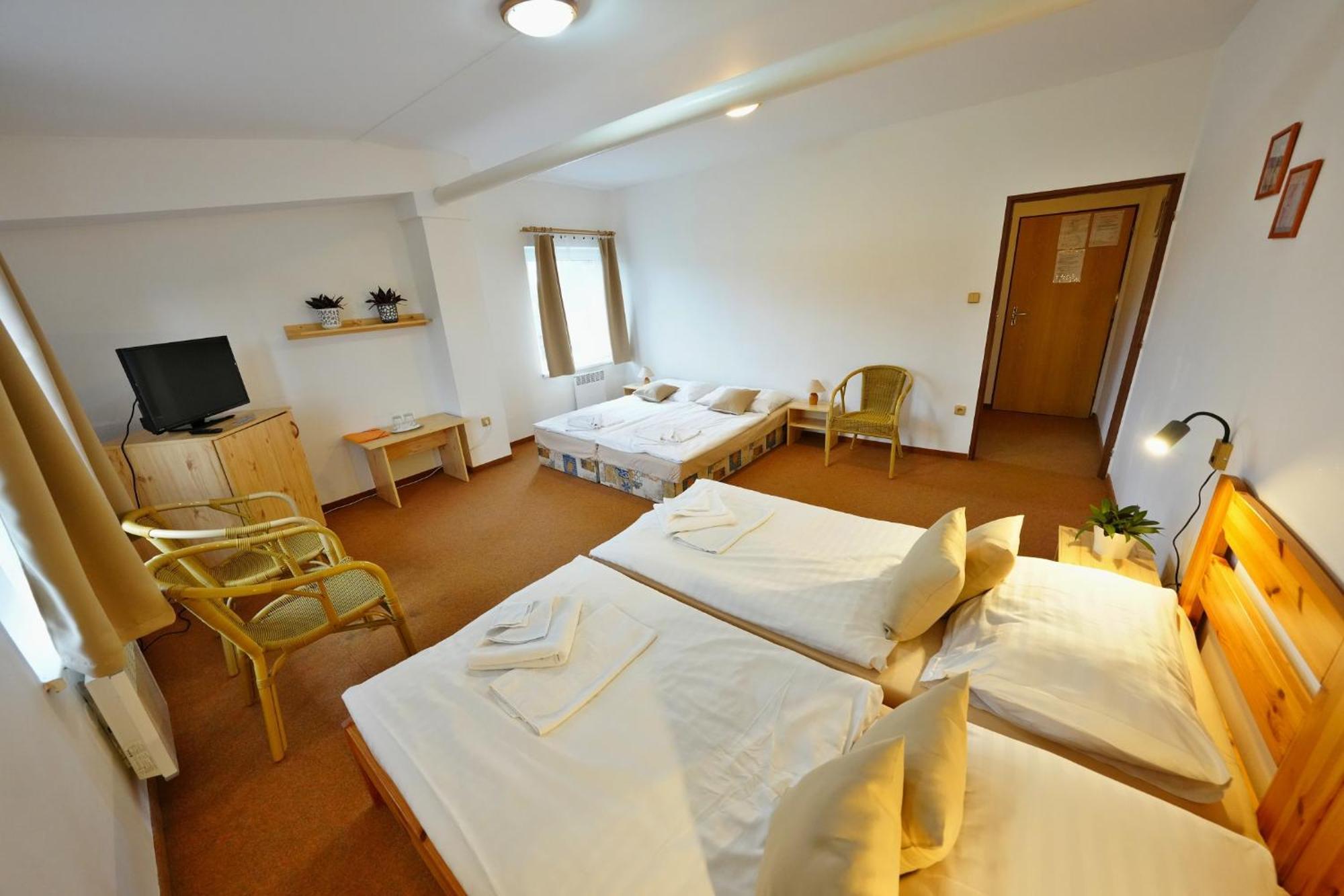 Resort Ohrada Vísky Eksteriør billede